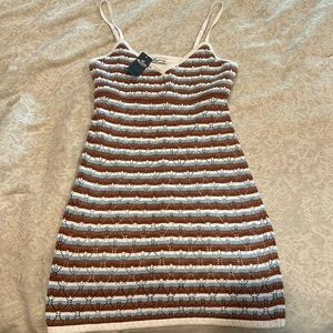 Hollister stripped sweater dress! *stripes. white, brown and tan, light blue